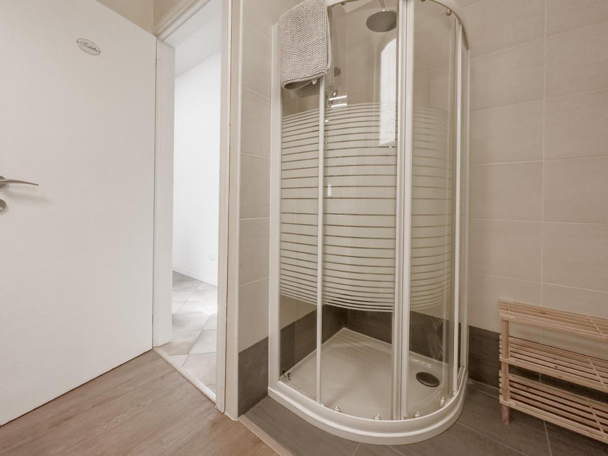 Realkasa Carro 7 Apartment Bologna Luaran gambar